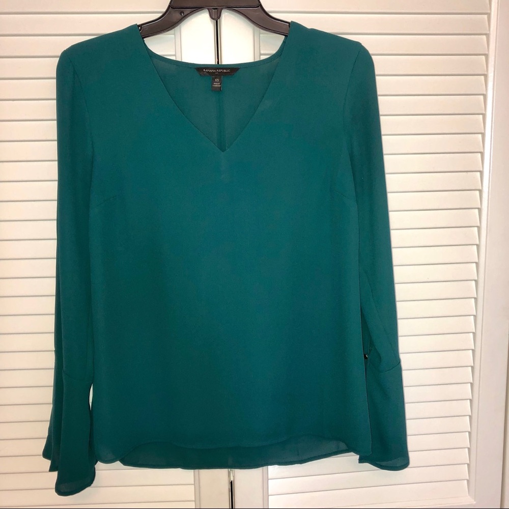 V-neck blouse by Banana Republic